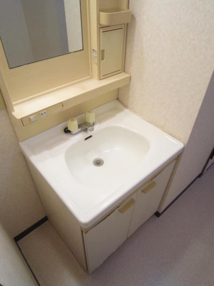 洗面 アヴェニ－ル向陽