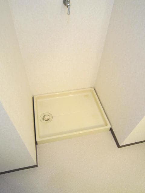 洗濯機置場 アヴェニ－ル向陽