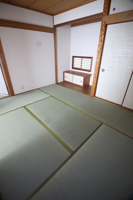 居室 ロ－レルハイム