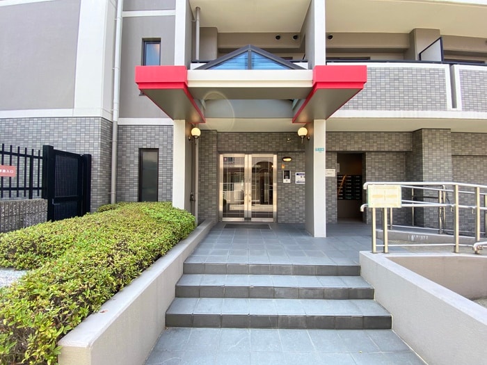 エントランス部分 エル・セレーノ武庫川