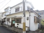 泉町2丁目貸家