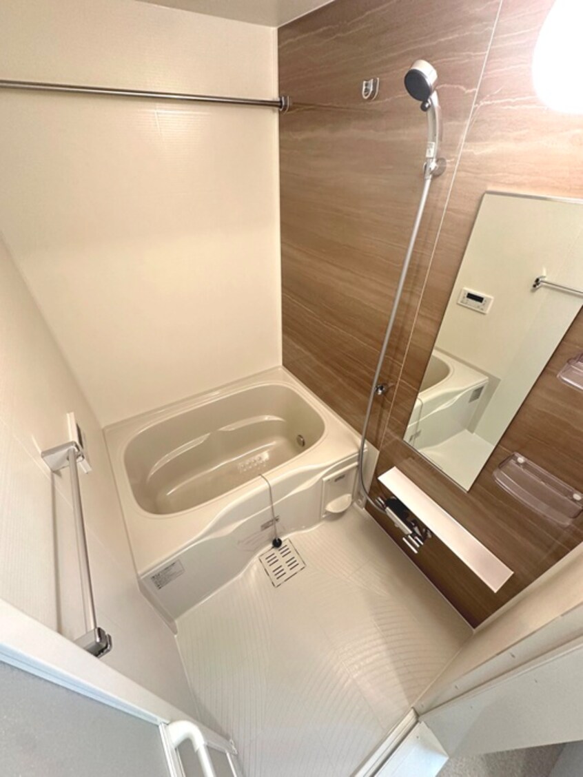 バス／シャワールーム等 ｸﾛｰﾊﾞｰ・ﾚｼﾞﾃﾞﾝｽ京都西大路