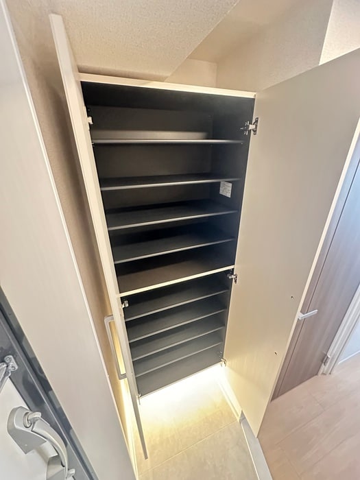 靴箱 ｸﾛｰﾊﾞｰ・ﾚｼﾞﾃﾞﾝｽ京都西大路