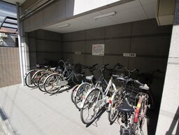 バイク置き場