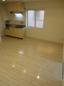 居室 谷田・十三マンション