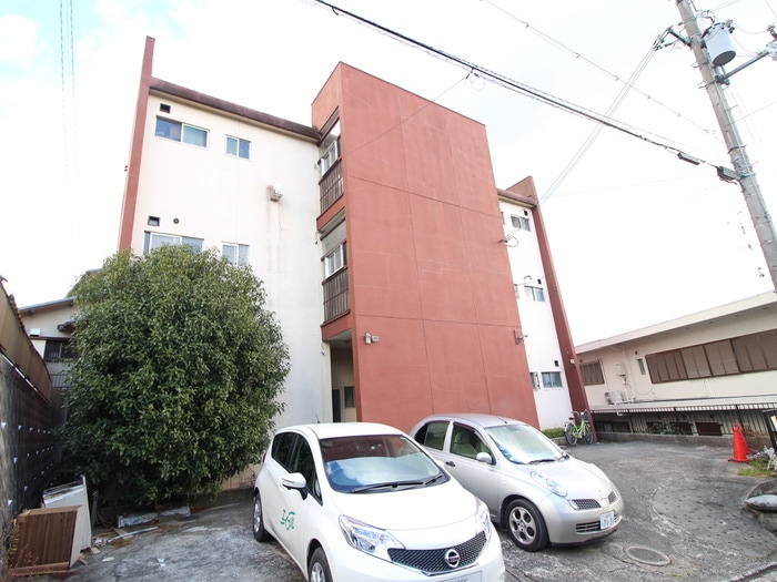 外観写真 栗ヶ谷マンション