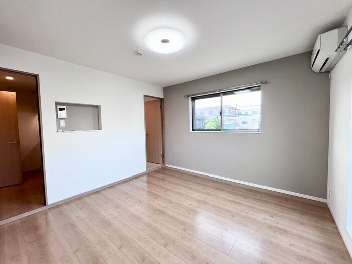 居室 プレジール東難波