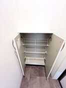 靴箱 プレジール東難波