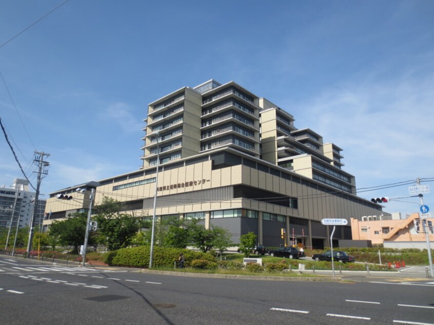 尼崎医療センター(病院)まで384m プレジール東難波