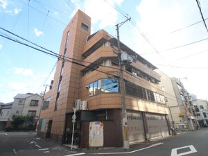 ディアール山下