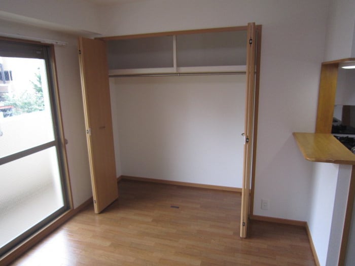 収納 ディアコ－ト小曽根