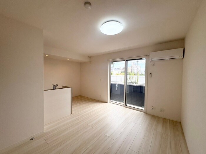 居室 クローバー富士１号館