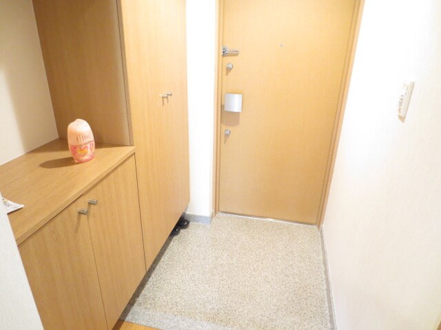 玄関 エクシ－ド平野