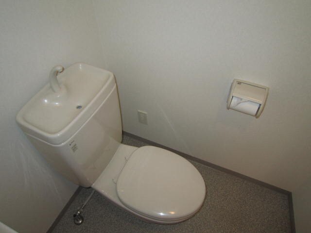 トイレ ラピッド元町