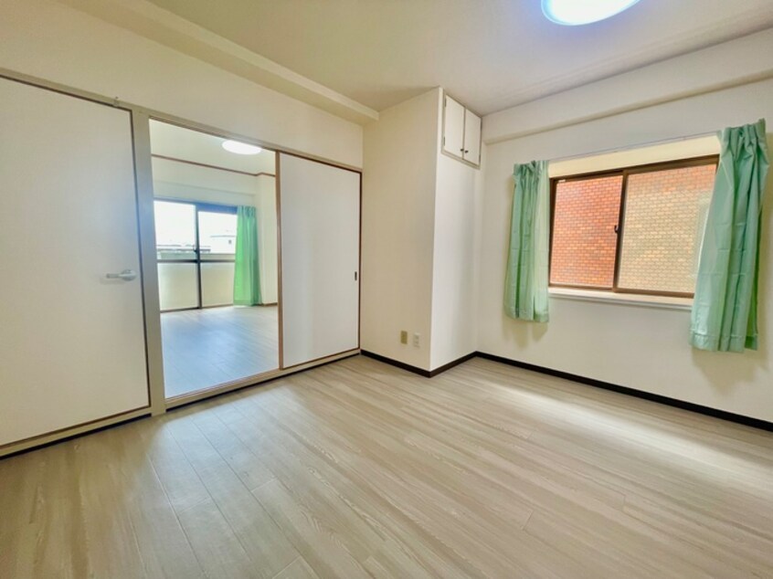 居室 ｴﾎﾟｯｸYK