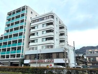 セリーヌ本山(302)