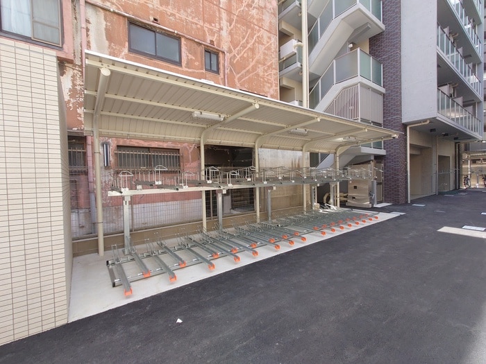 駐輪場 レオンコンフォート神戸駅前