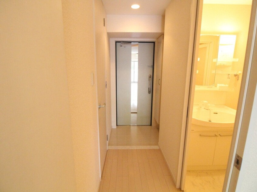 廊下 メゾンアイリス