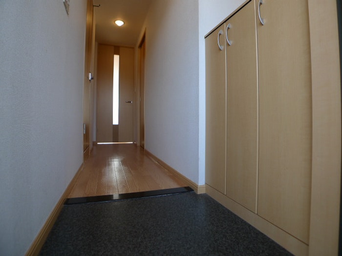 玄関 ビラ－ジュ新野辺