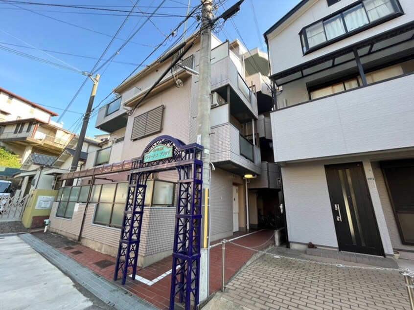 外観写真 ヴィーナスブリッヂ壱番館