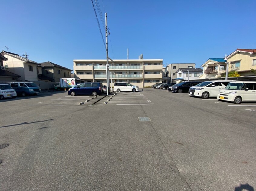 駐車場 コンフォート上笠