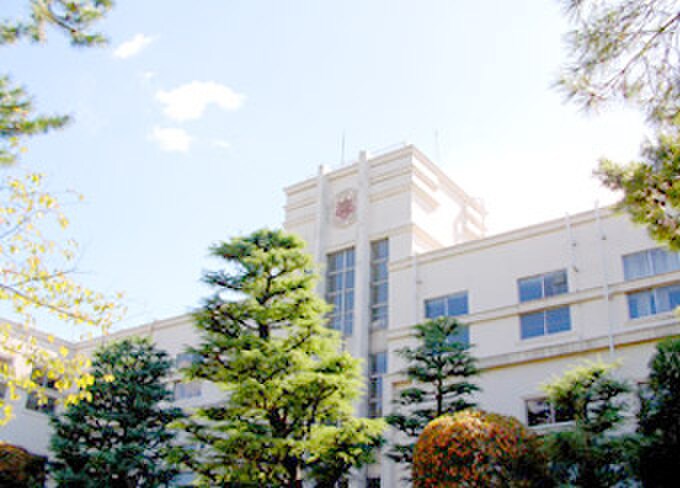 大阪歯科大学　牧野校舎(大学/短大/専門学校)まで596m グレース小野