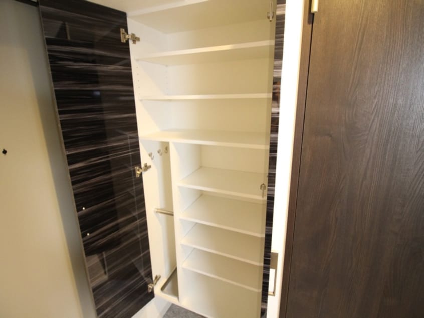 靴箱 GARNETMILLENNIUMKYOTO九条烏丸