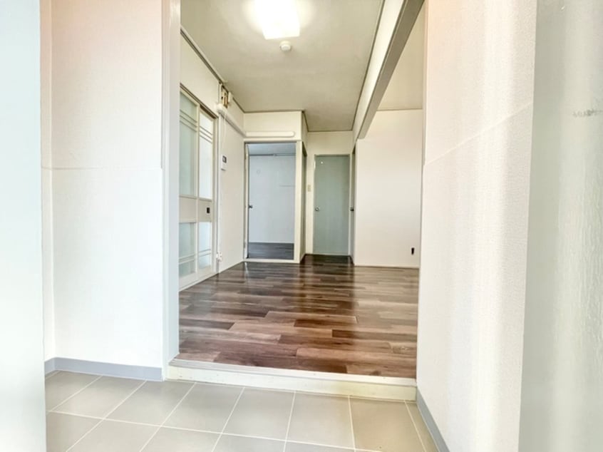 廊下 カツラビル