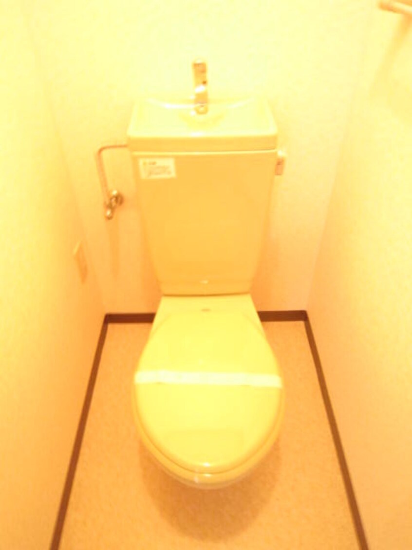 トイレ シャレ－高槻