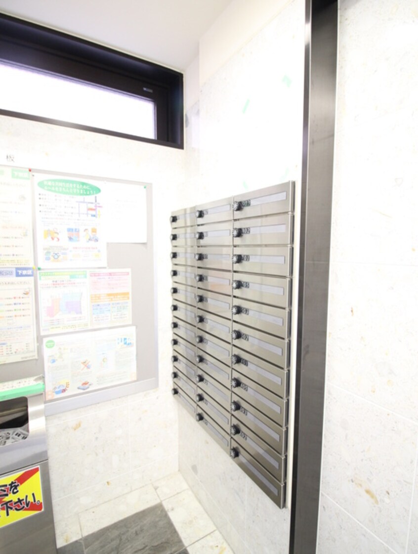 建物設備 セントポ－リア西大路七条