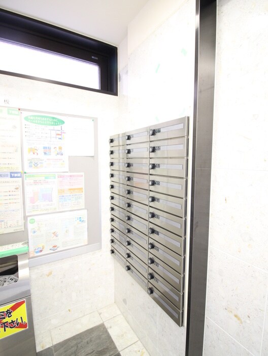 建物設備 セントポ－リア西大路七条