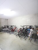 駐輪場 セントポ－リア西大路七条