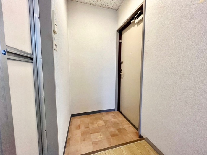 玄関 ベルステ－ジ東山