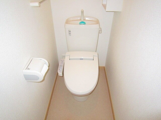 トイレ カ－サユタカ