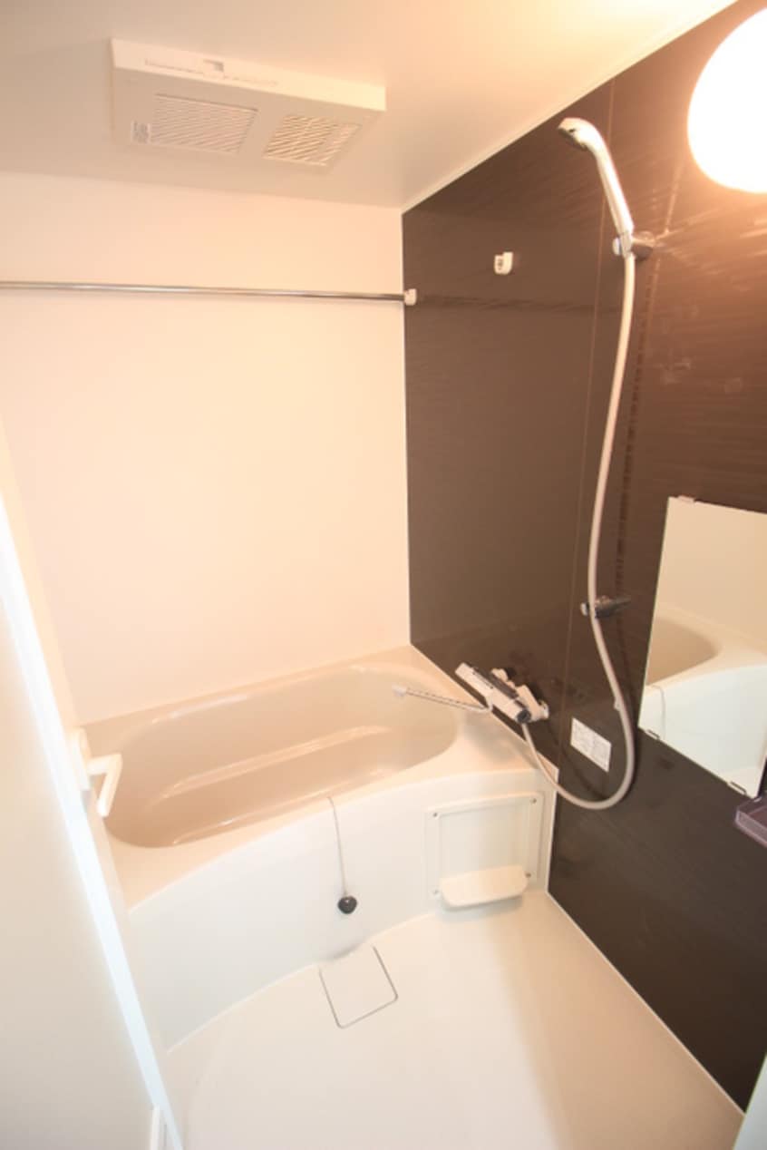 バス／シャワールーム等 パラゴン勝山通り