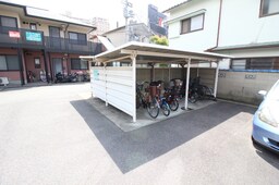 バイク置き場