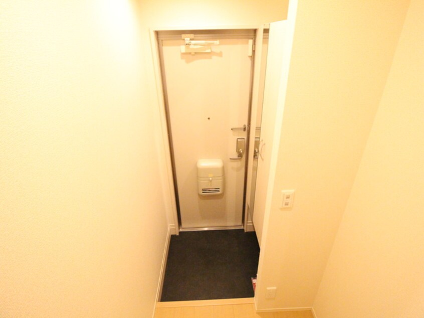 玄関 リアン　ドュ　ファミーユ