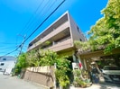 エメラルドグリ－ン西北の外観