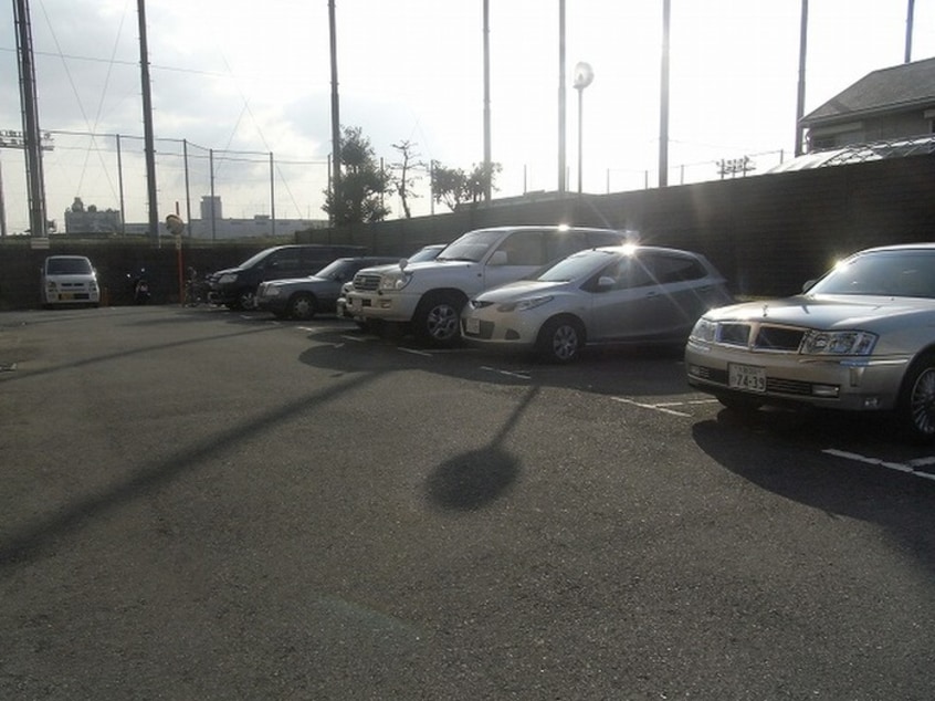 駐車場 ミストラル岸部南