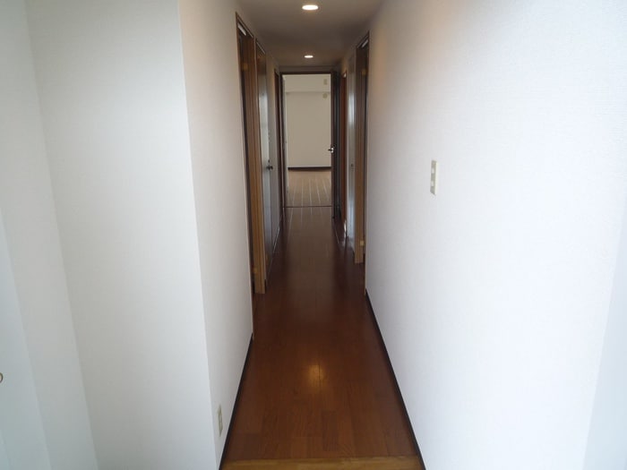 廊下 ミストラル岸部南