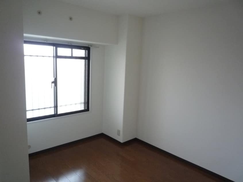 居室 ミストラル岸部南