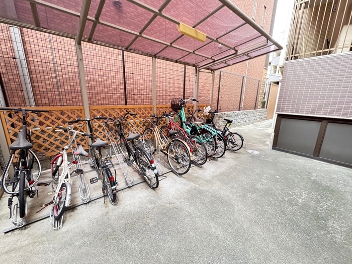 駐輪場 アンフィニⅦ緑地公園