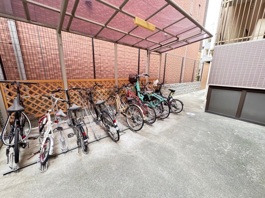 駐輪場 アンフィニⅦ緑地公園