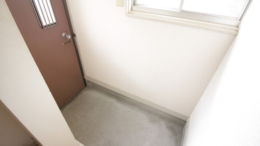 玄関 中桜塚貸家