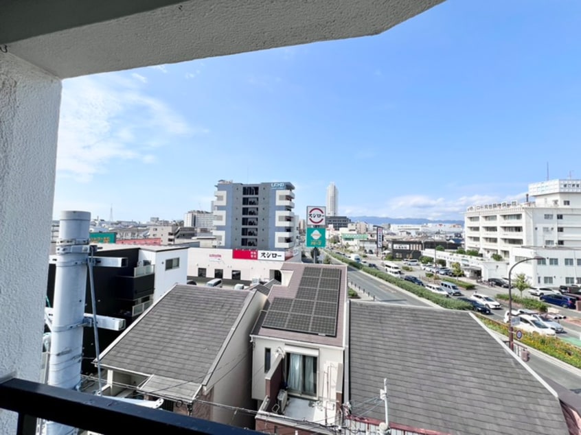 室内からの展望 ソリッソ大物