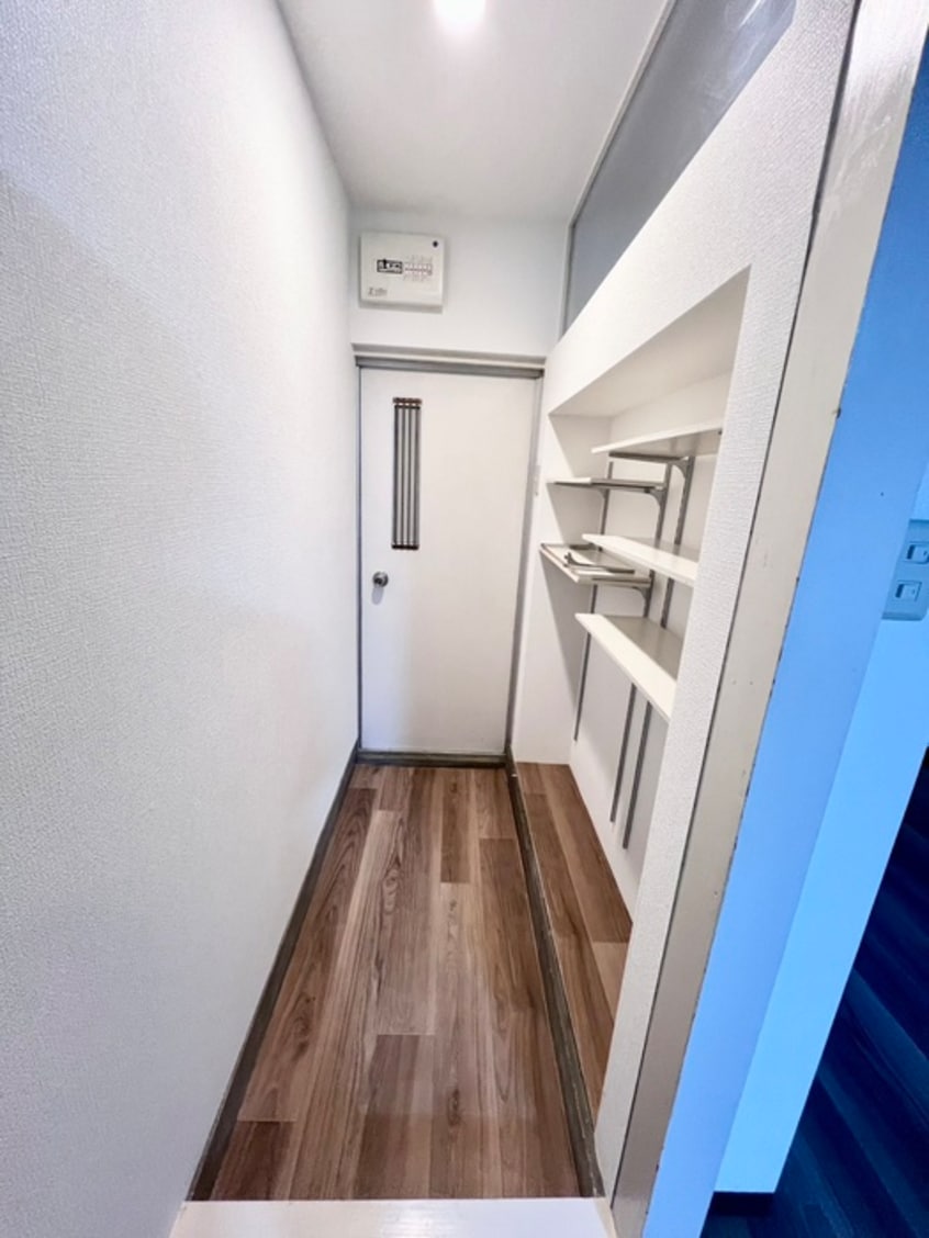 廊下 ソリッソ大物