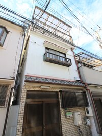 大東町1丁目貸家