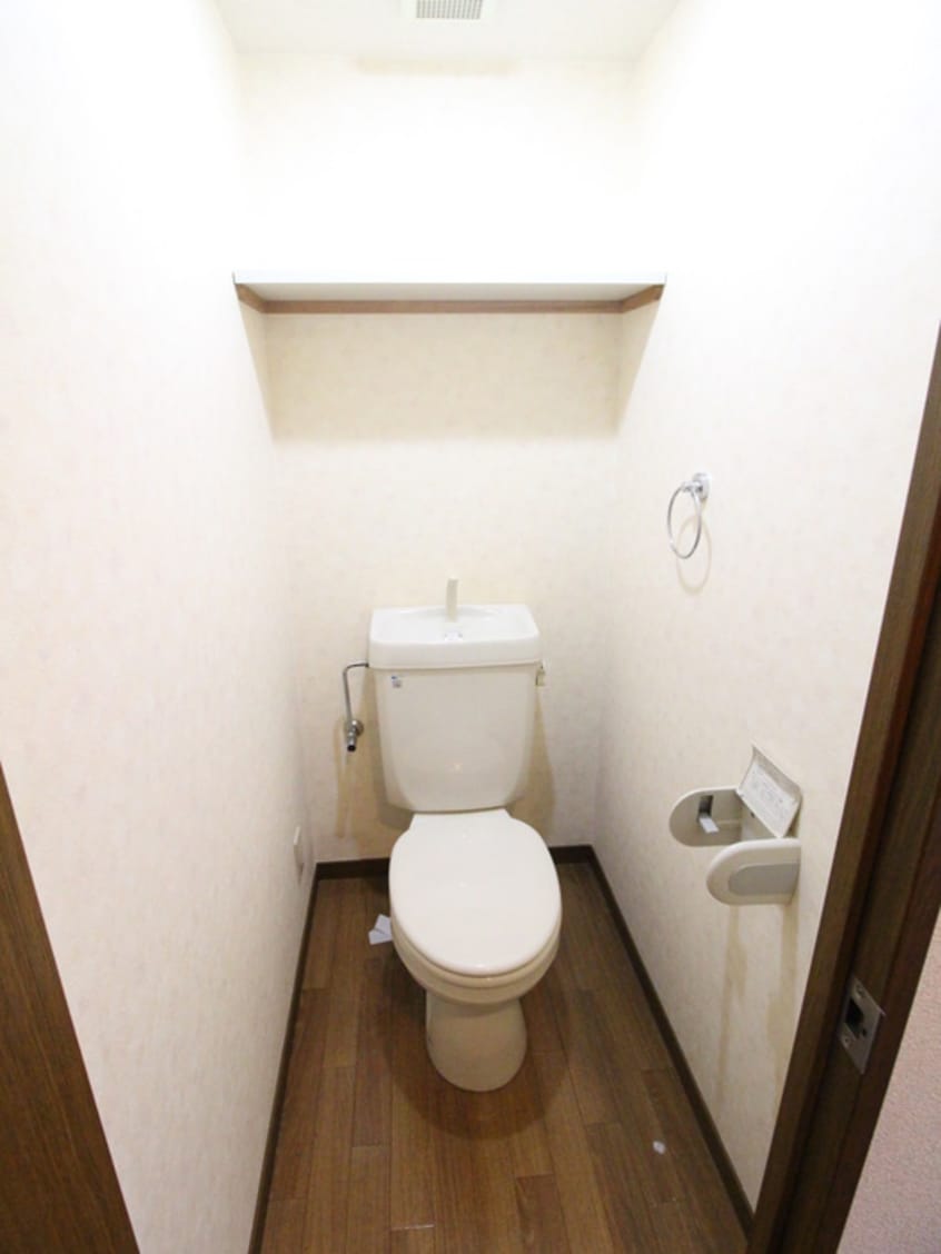 トイレ ＣＥＮＴＥＲ　ＦＩＥＬＤ　３