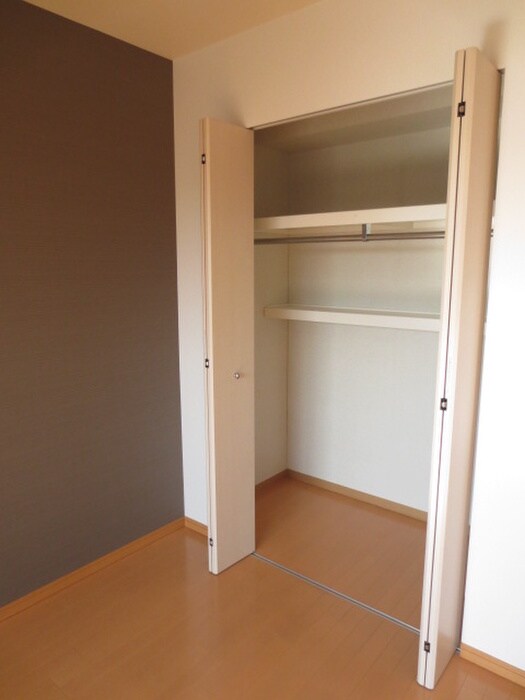 収納 カ－サ リ－ヴァ ドゥ－エ