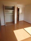 居室 カ－サ リ－ヴァ ドゥ－エ